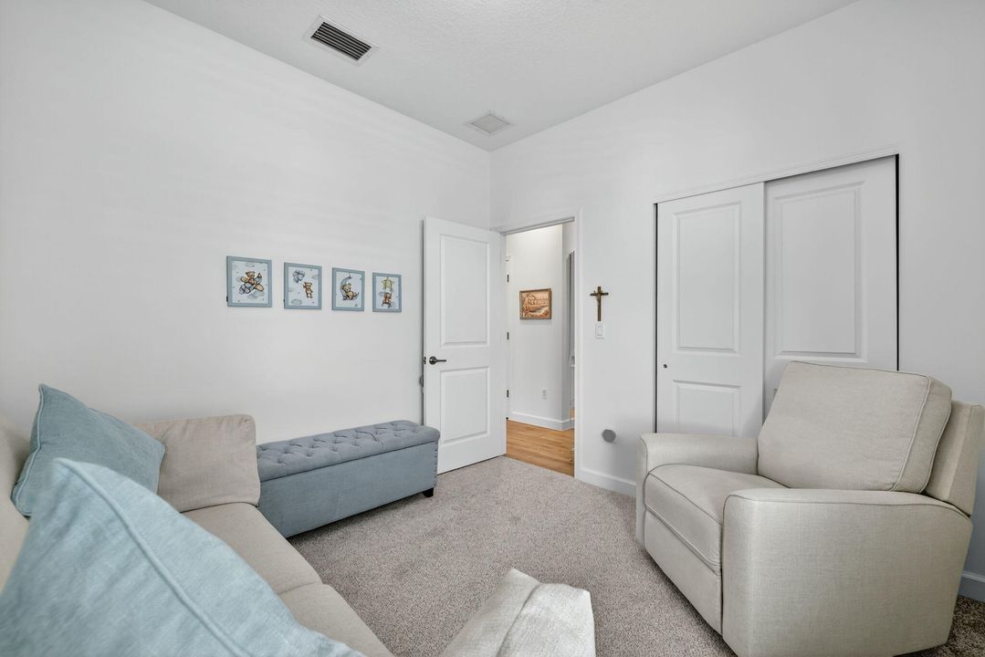 На продажу: $419,000 (2 спален, 2 ванн, 1635 Квадратных фут)