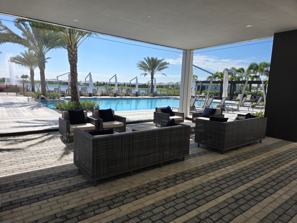 На продажу: $419,000 (2 спален, 2 ванн, 1635 Квадратных фут)