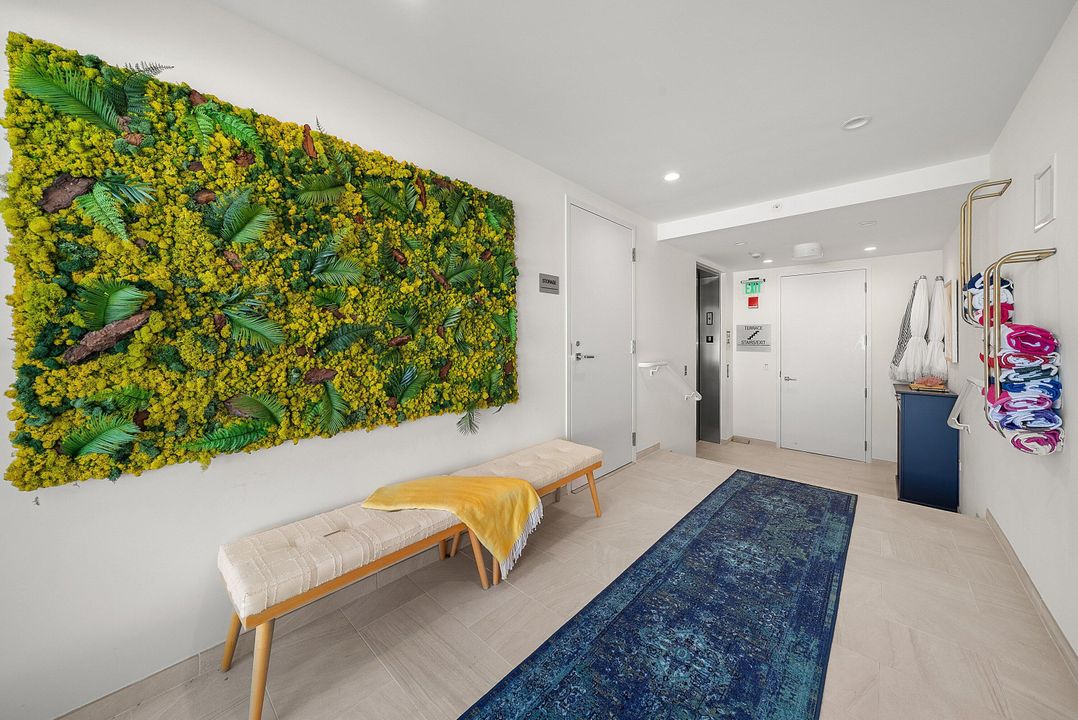 出租: $45,000 (3 贝兹, 3 浴室, 2743 平方英尺)