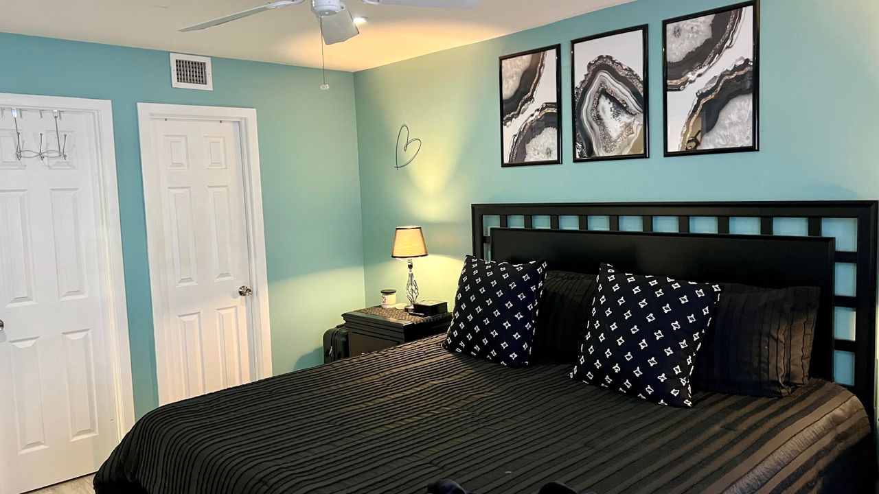 出租: $2,100 (2 贝兹, 2 浴室, 936 平方英尺)