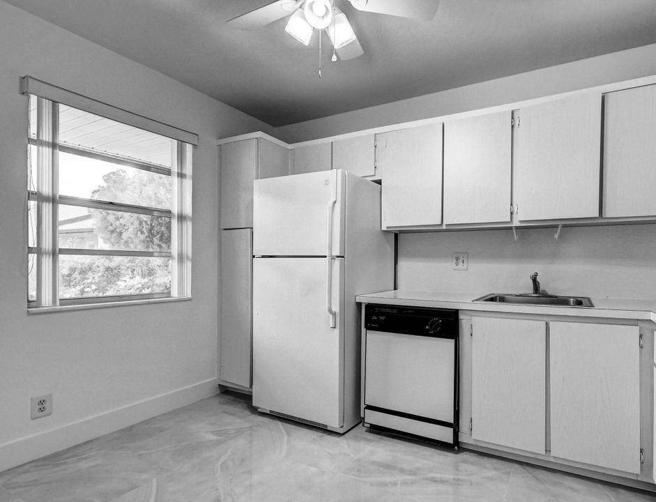 En Venta: $307,000 (2 camas, 2 baños, 1080 Pies cuadrados)