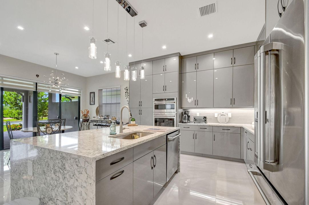 For Sale: $1,450,000 (3 beds, 3 baths, 3258 Square Feet)