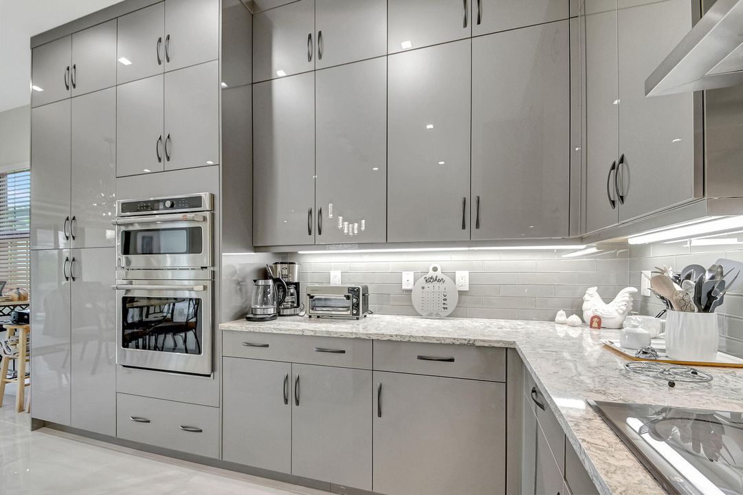 For Sale: $1,450,000 (3 beds, 3 baths, 3258 Square Feet)