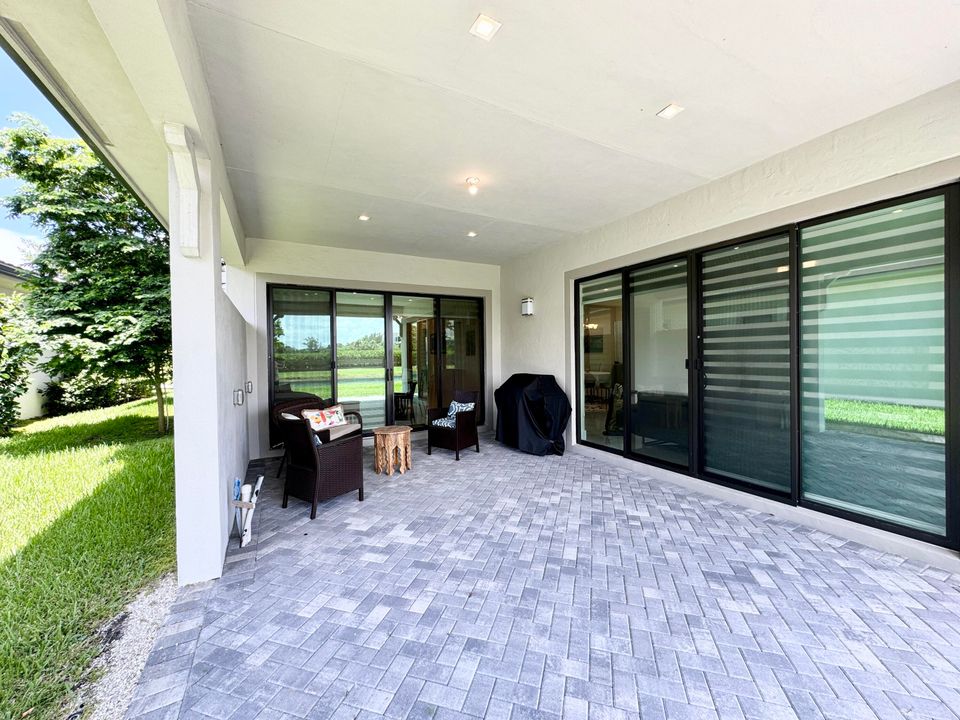 For Sale: $1,450,000 (3 beds, 3 baths, 3258 Square Feet)