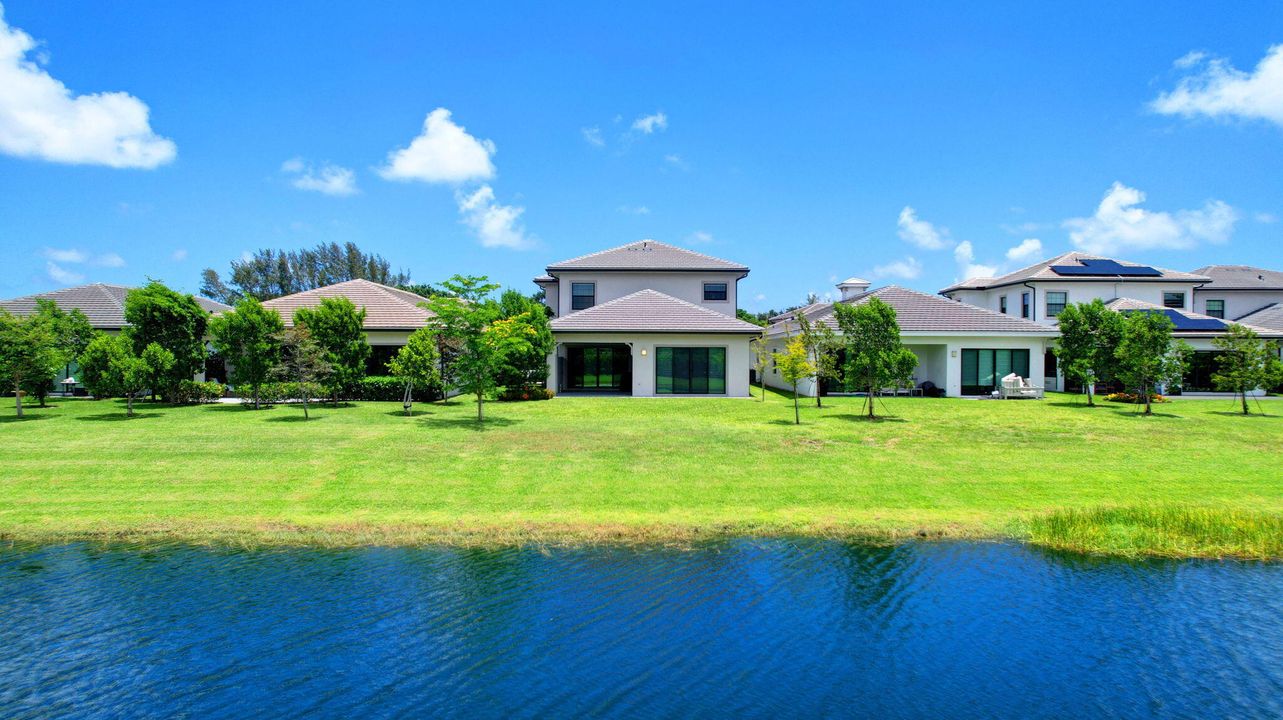 For Sale: $1,450,000 (3 beds, 3 baths, 3258 Square Feet)