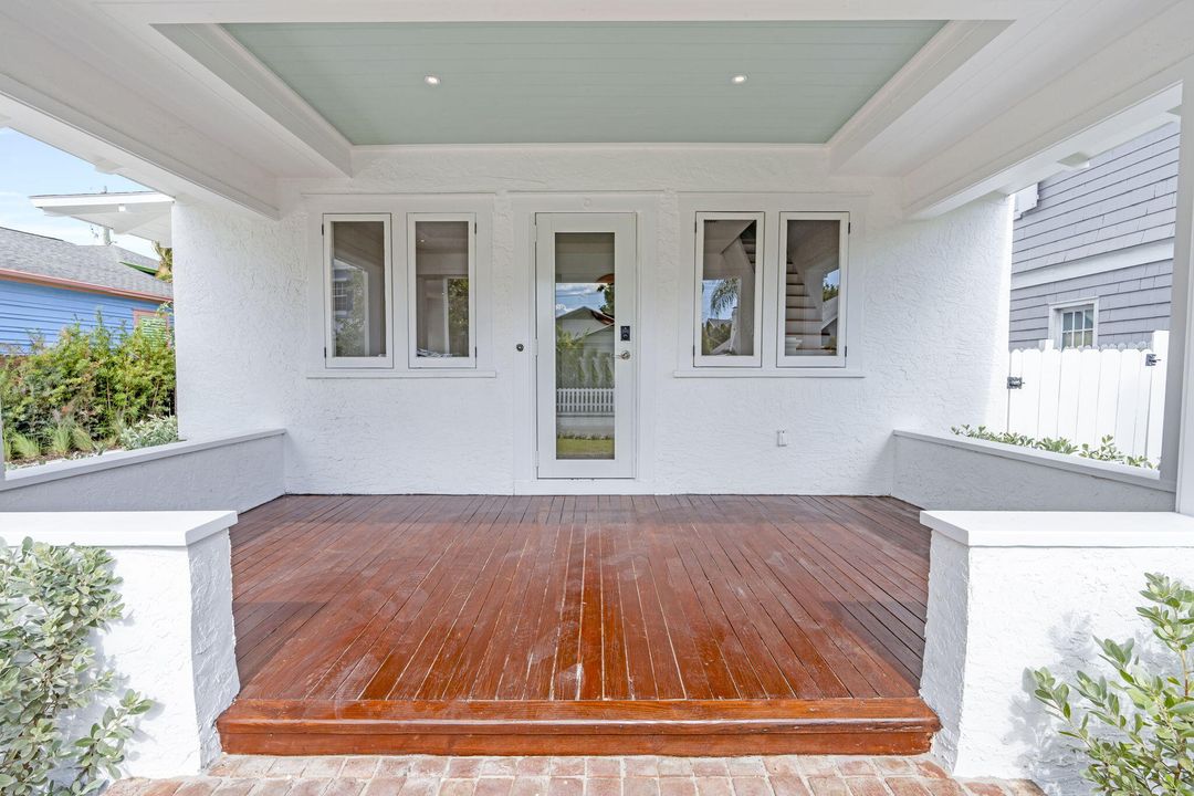 На продажу: $2,575,000 (4 спален, 3 ванн, 2588 Квадратных фут)