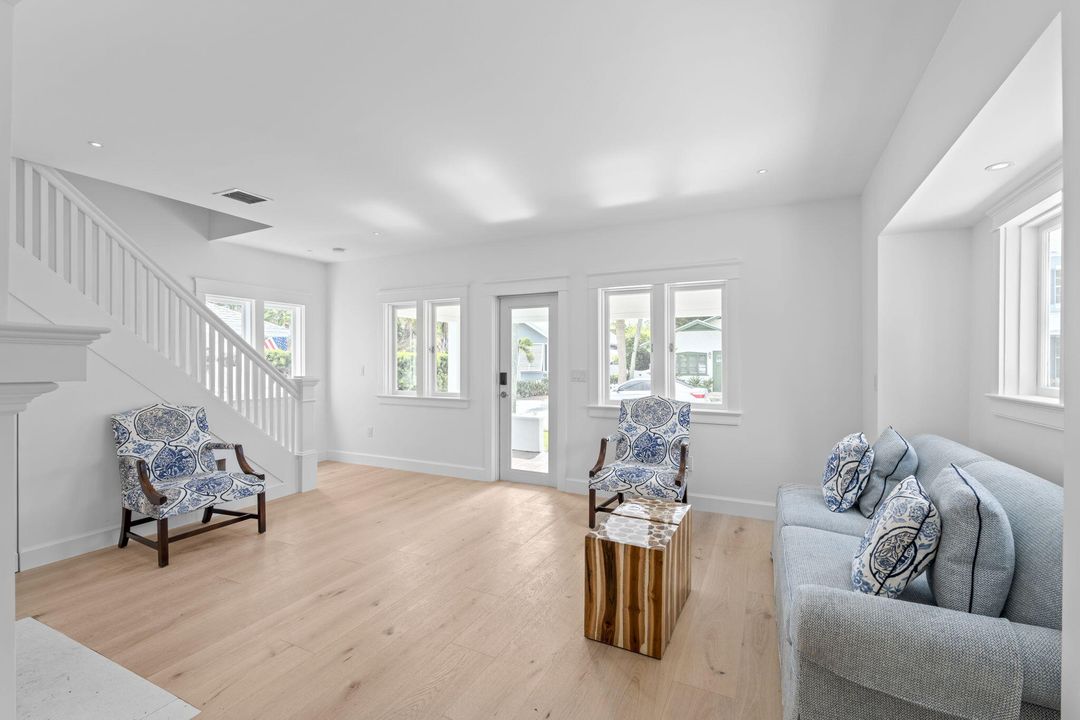 На продажу: $2,575,000 (4 спален, 3 ванн, 2588 Квадратных фут)