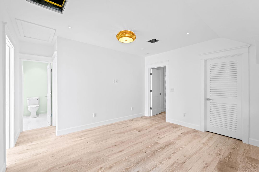 На продажу: $2,575,000 (4 спален, 3 ванн, 2588 Квадратных фут)