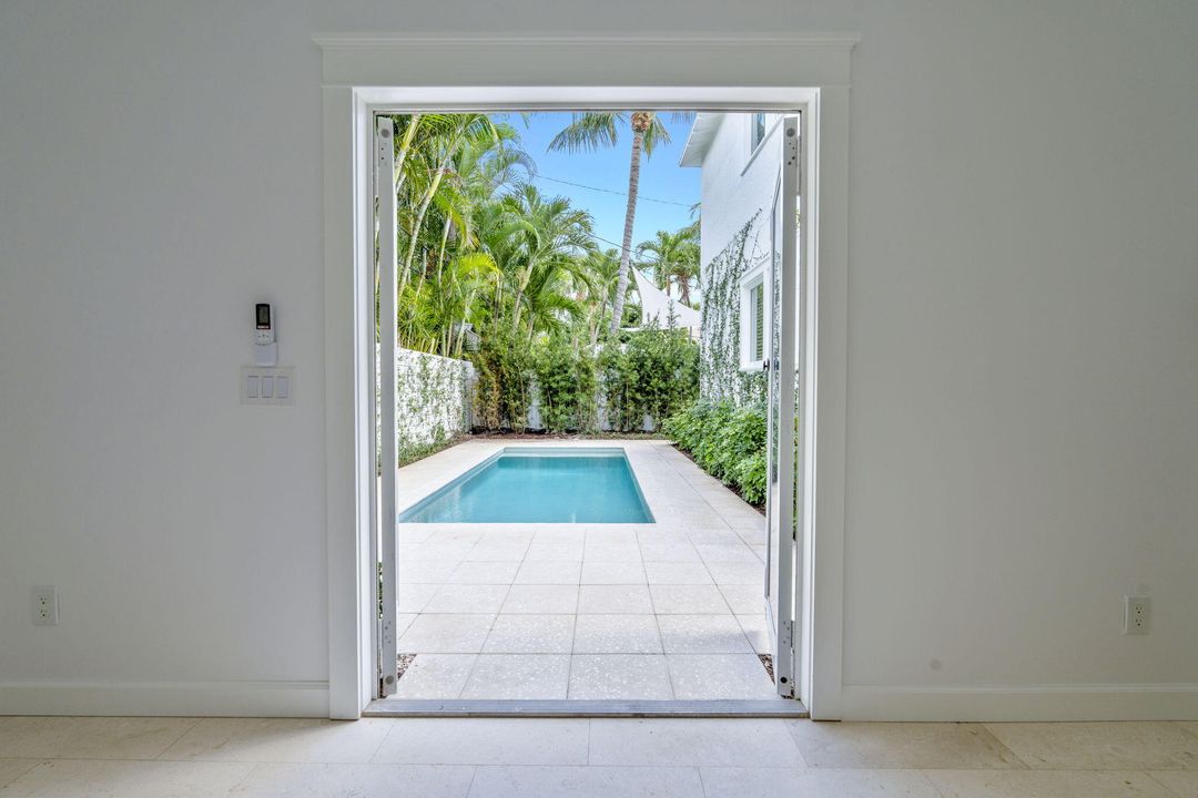 На продажу: $2,575,000 (4 спален, 3 ванн, 2588 Квадратных фут)