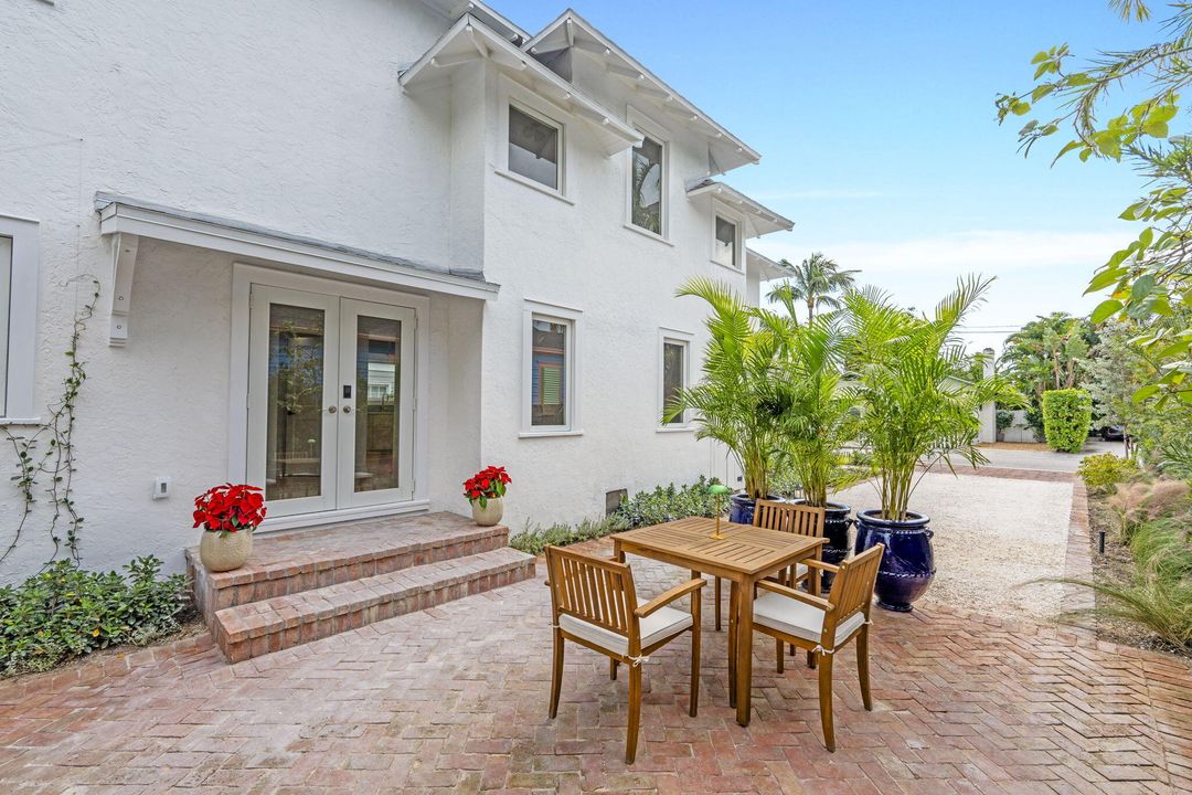 На продажу: $2,575,000 (4 спален, 3 ванн, 2588 Квадратных фут)