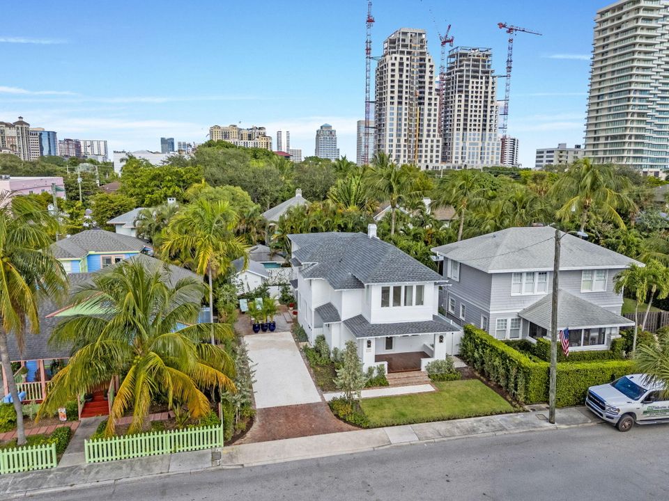 На продажу: $2,575,000 (4 спален, 3 ванн, 2588 Квадратных фут)