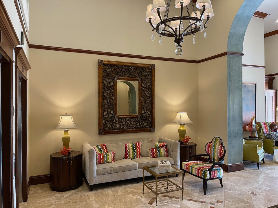 Под контрактом: $2,995 (2 спален, 2 ванн, 1132 Квадратных фут)