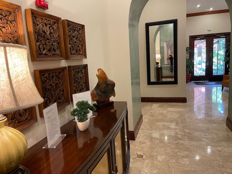 Под контрактом: $2,995 (2 спален, 2 ванн, 1132 Квадратных фут)