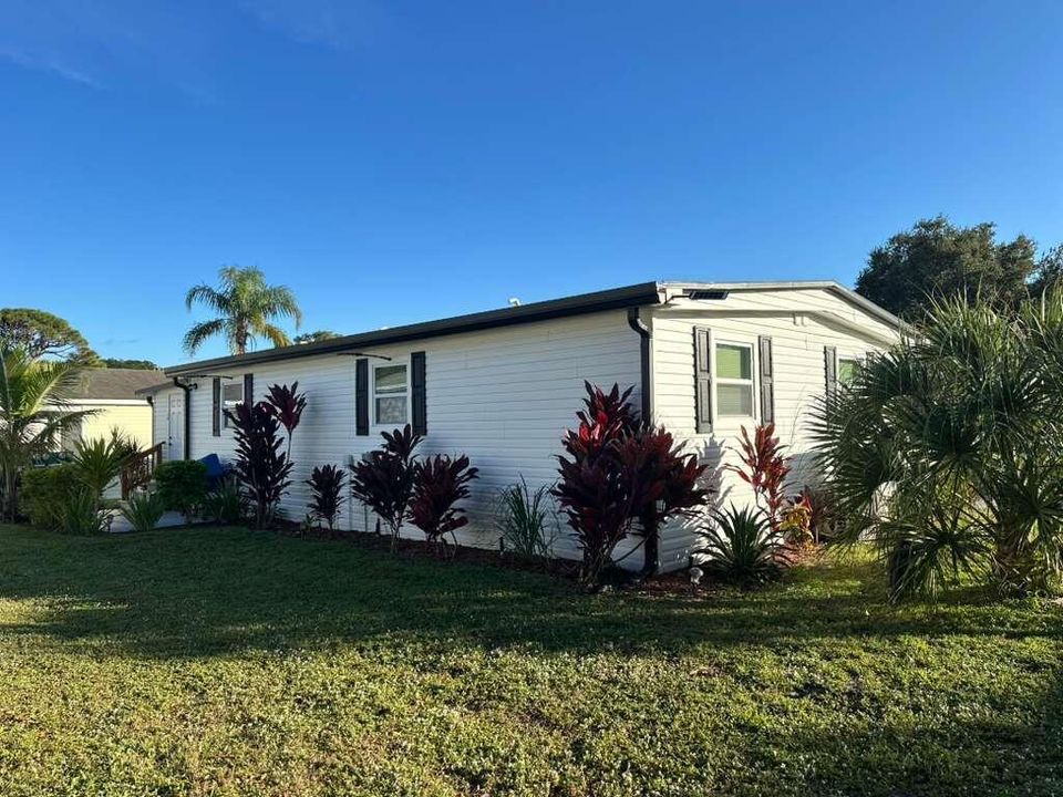 待售: $155,000 (3 贝兹, 2 浴室, 1160 平方英尺)