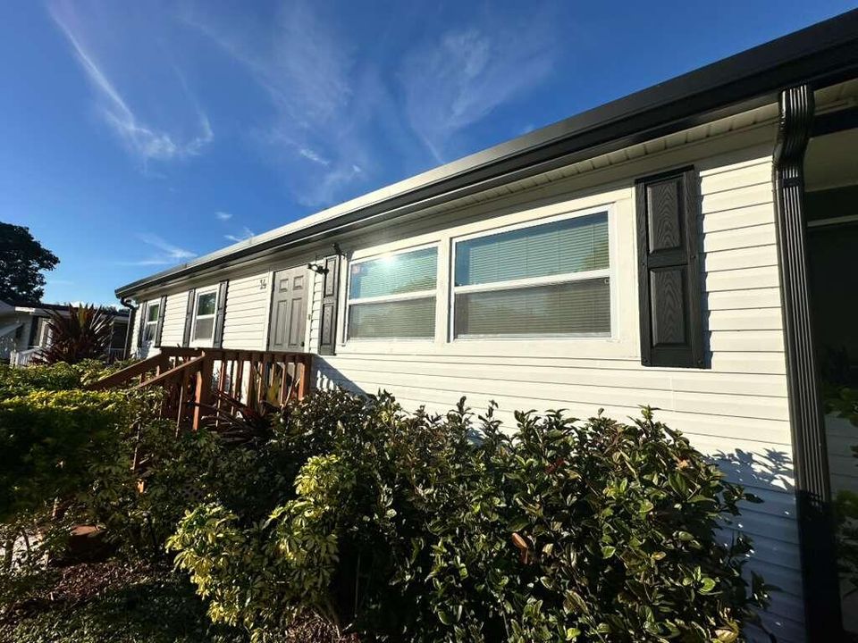 待售: $155,000 (3 贝兹, 2 浴室, 1160 平方英尺)