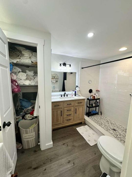 待售: $155,000 (3 贝兹, 2 浴室, 1160 平方英尺)