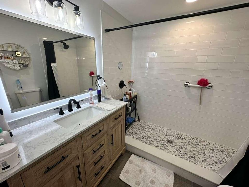 待售: $155,000 (3 贝兹, 2 浴室, 1160 平方英尺)