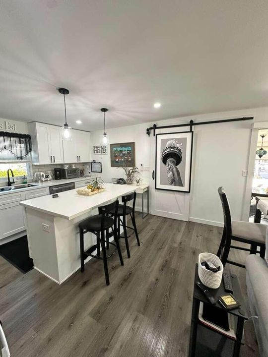 待售: $155,000 (3 贝兹, 2 浴室, 1160 平方英尺)