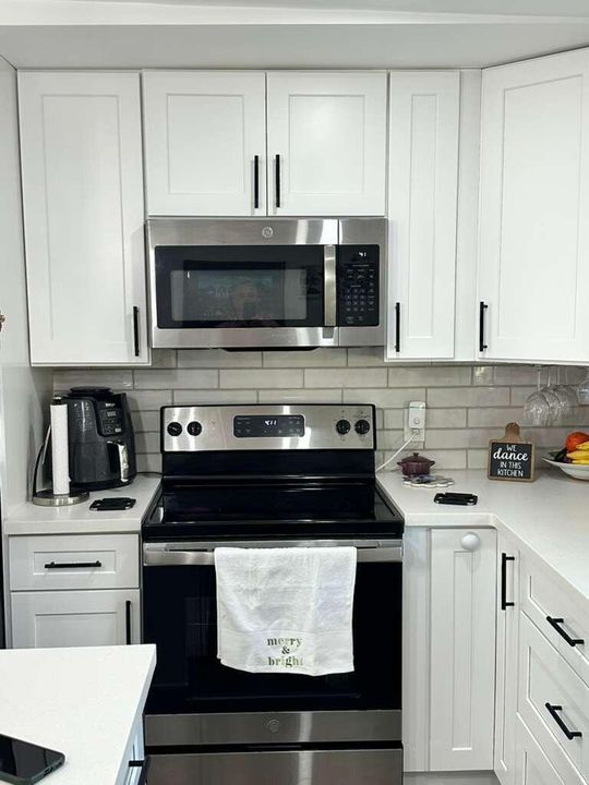 待售: $155,000 (3 贝兹, 2 浴室, 1160 平方英尺)