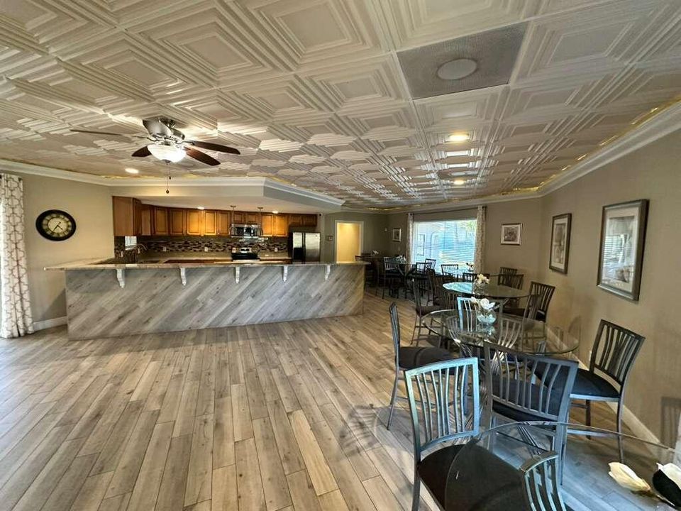 待售: $155,000 (3 贝兹, 2 浴室, 1160 平方英尺)