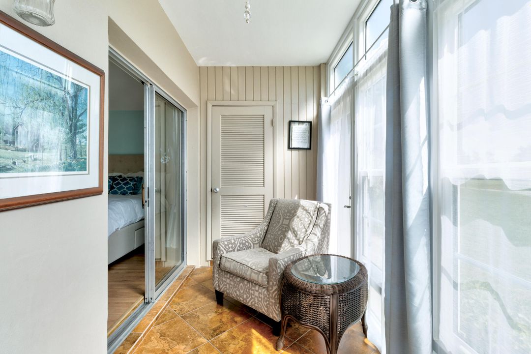 For Sale: $160,000 (2 beds, 2 baths, 1000 Square Feet)