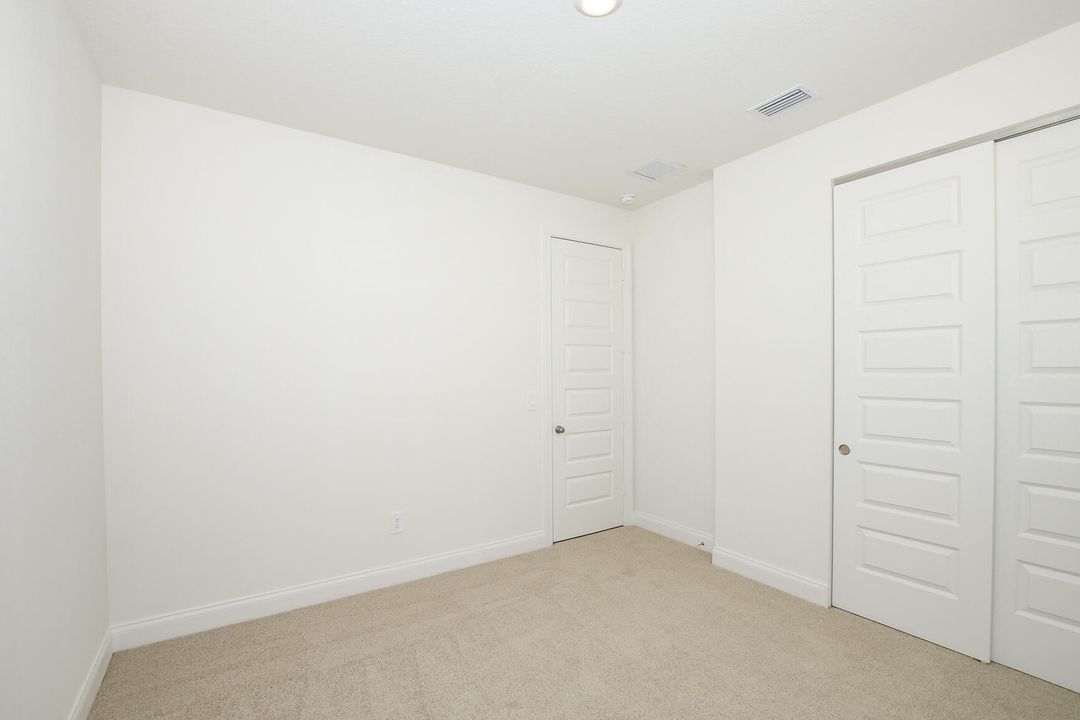 出租: $3,000 (3 贝兹, 2 浴室, 1654 平方英尺)