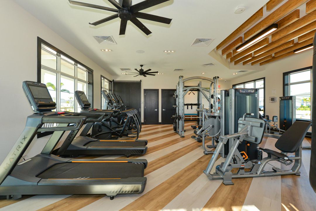 出租: $3,000 (3 贝兹, 2 浴室, 1654 平方英尺)