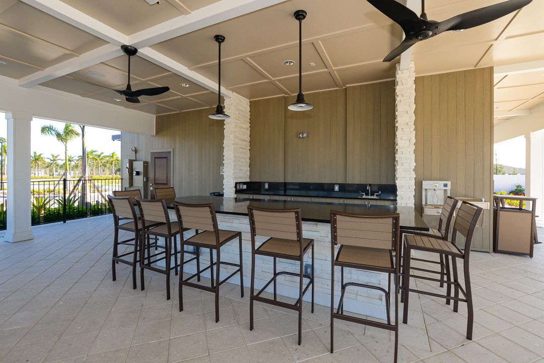 出租: $3,000 (3 贝兹, 2 浴室, 1654 平方英尺)