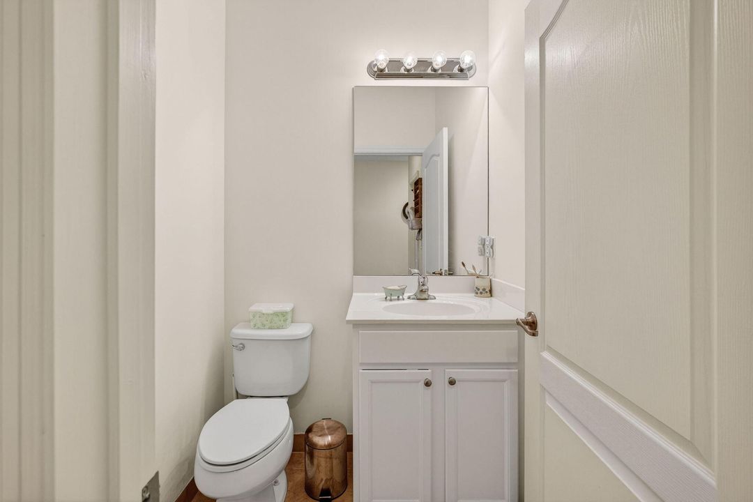 На продажу: $330,000 (3 спален, 2 ванн, 1614 Квадратных фут)