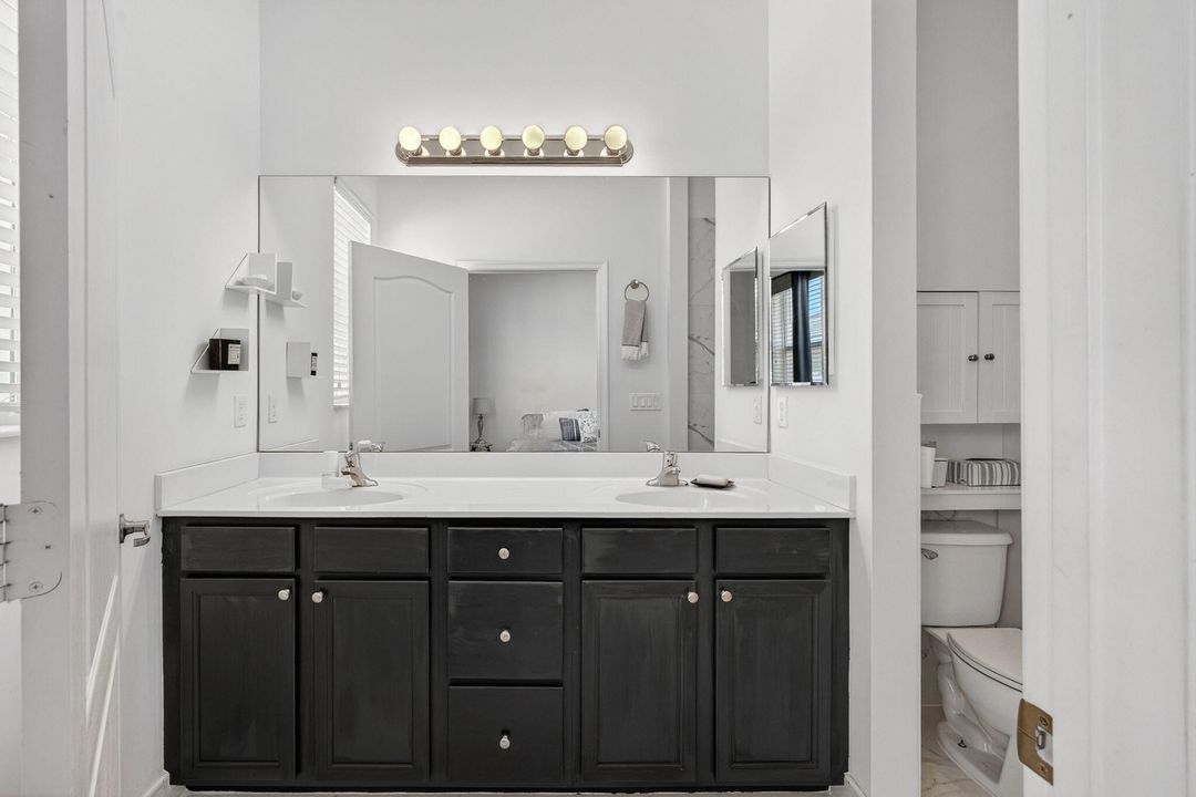 На продажу: $330,000 (3 спален, 2 ванн, 1614 Квадратных фут)