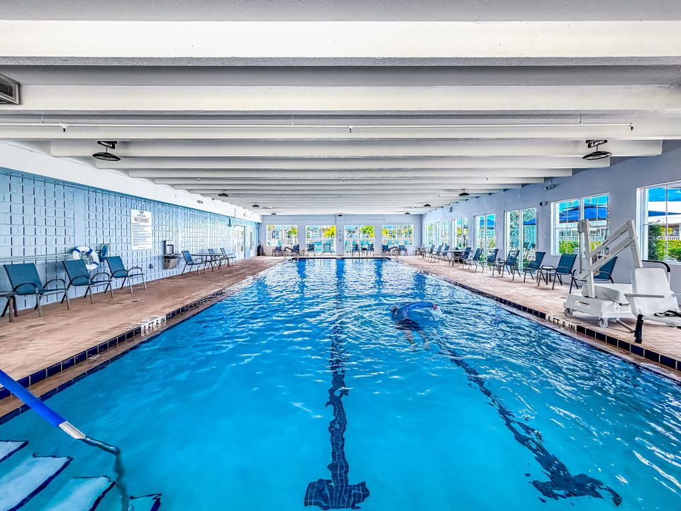 На продажу: $389,900 (2 спален, 2 ванн, 1500 Квадратных фут)