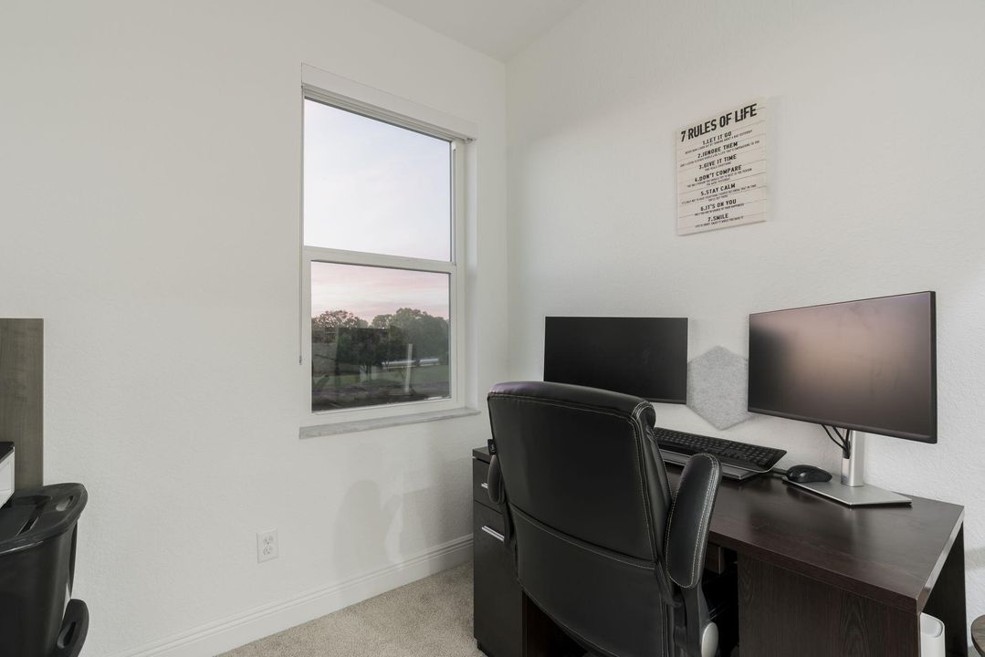 待售: $314,000 (2 贝兹, 2 浴室, 1354 平方英尺)