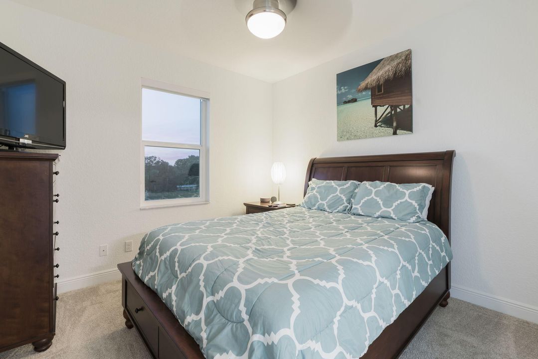 待售: $314,000 (2 贝兹, 2 浴室, 1354 平方英尺)