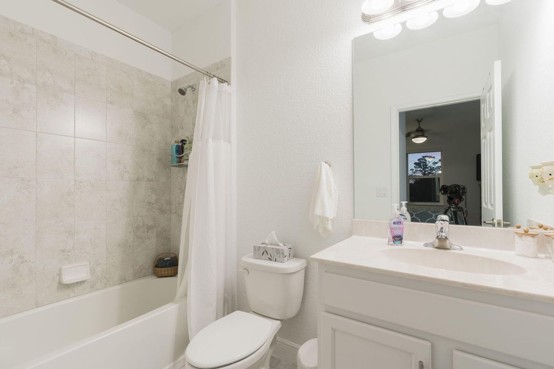 待售: $314,000 (2 贝兹, 2 浴室, 1354 平方英尺)