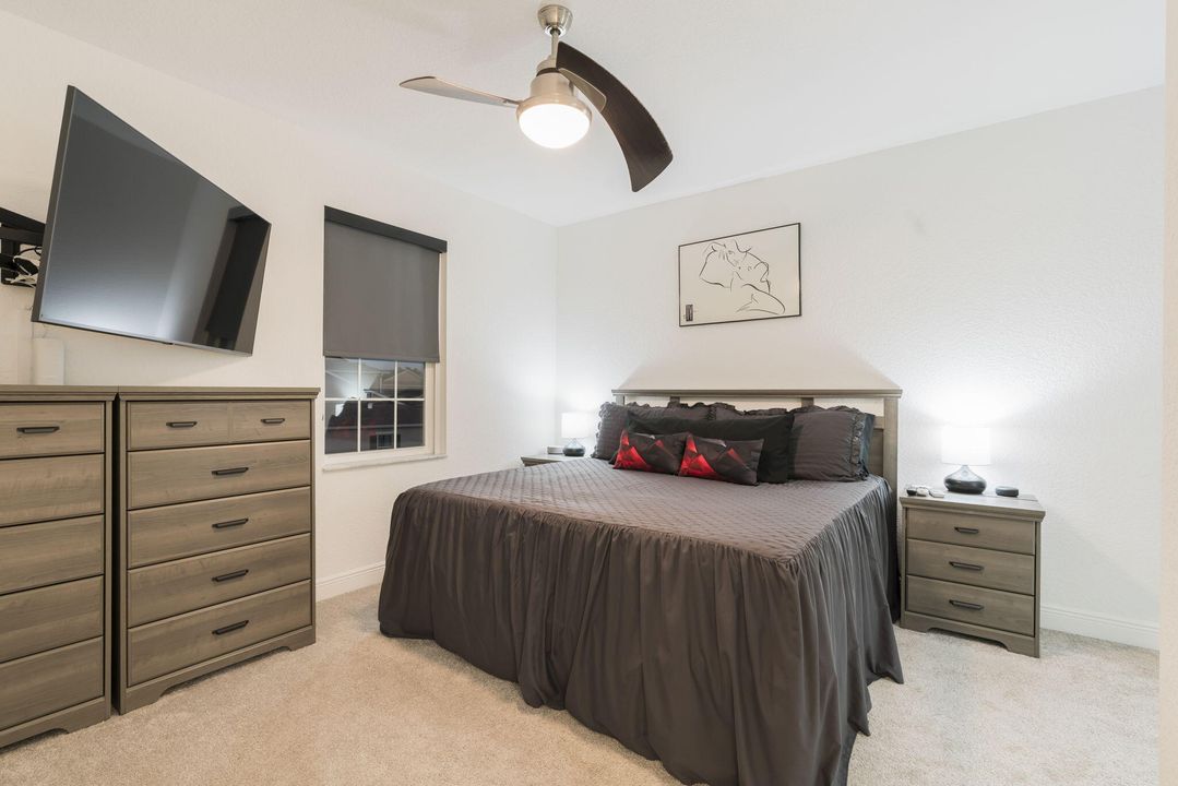 待售: $314,000 (2 贝兹, 2 浴室, 1354 平方英尺)