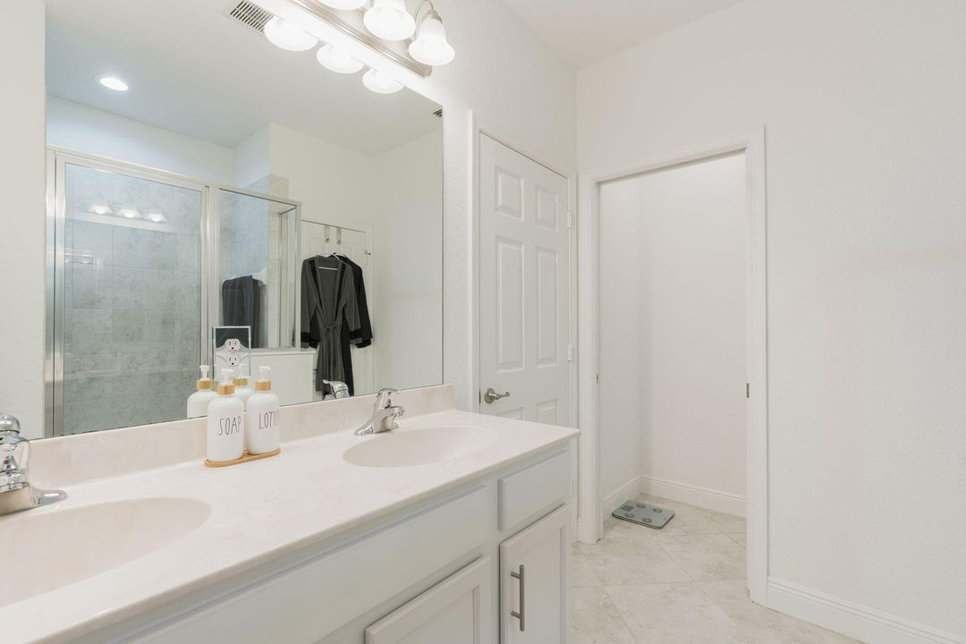 待售: $314,000 (2 贝兹, 2 浴室, 1354 平方英尺)