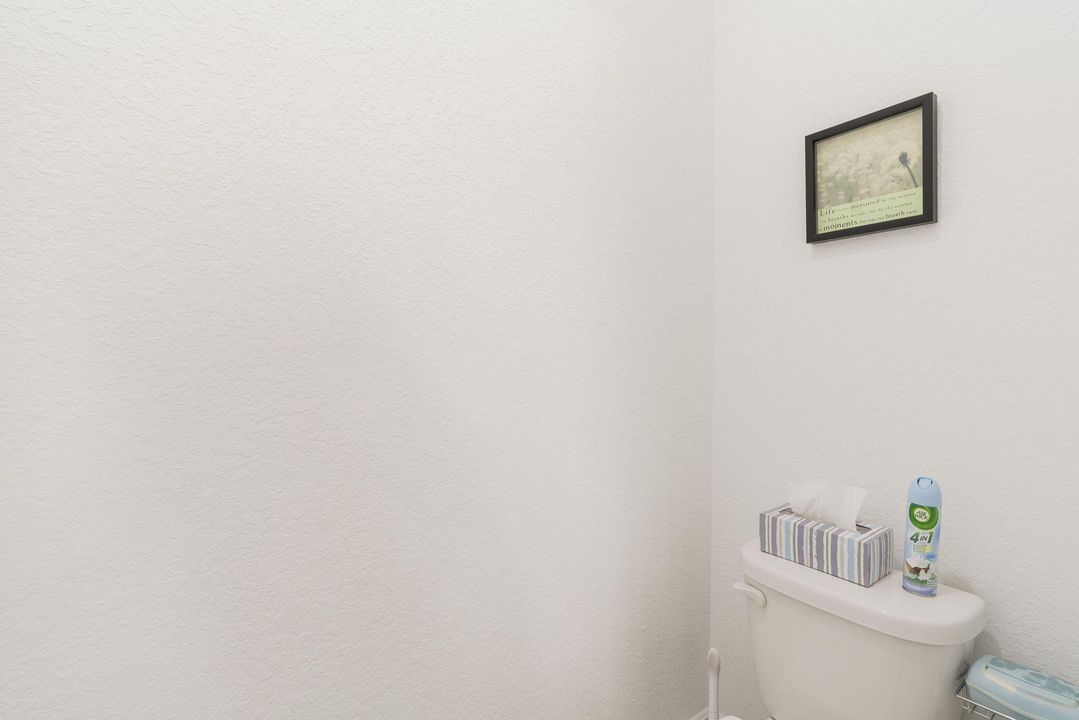 待售: $314,000 (2 贝兹, 2 浴室, 1354 平方英尺)