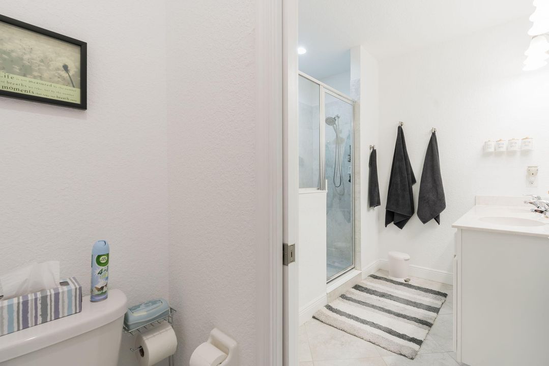 待售: $314,000 (2 贝兹, 2 浴室, 1354 平方英尺)