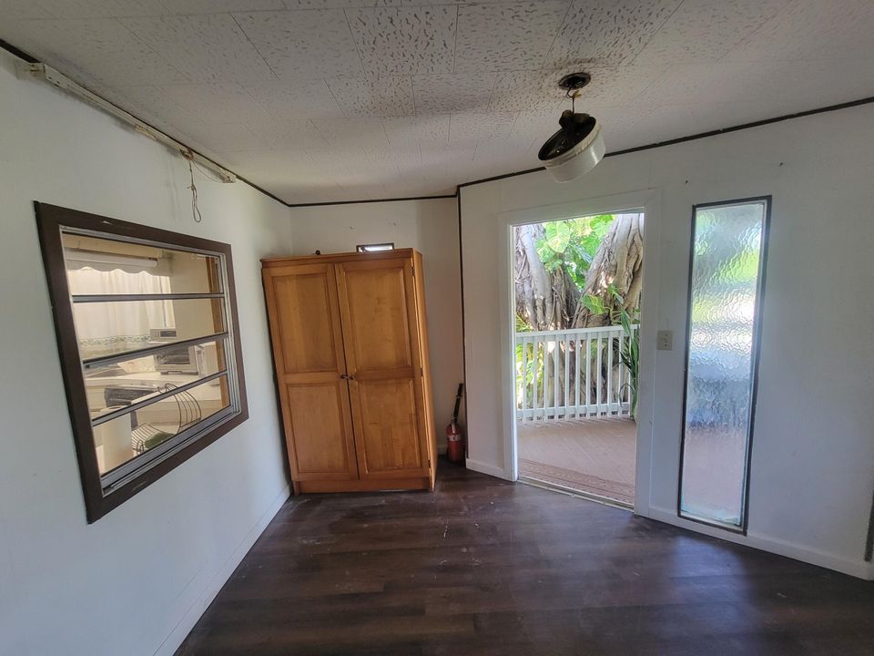 For Sale: $290,000 (2 beds, 2 baths, 1152 Square Feet)