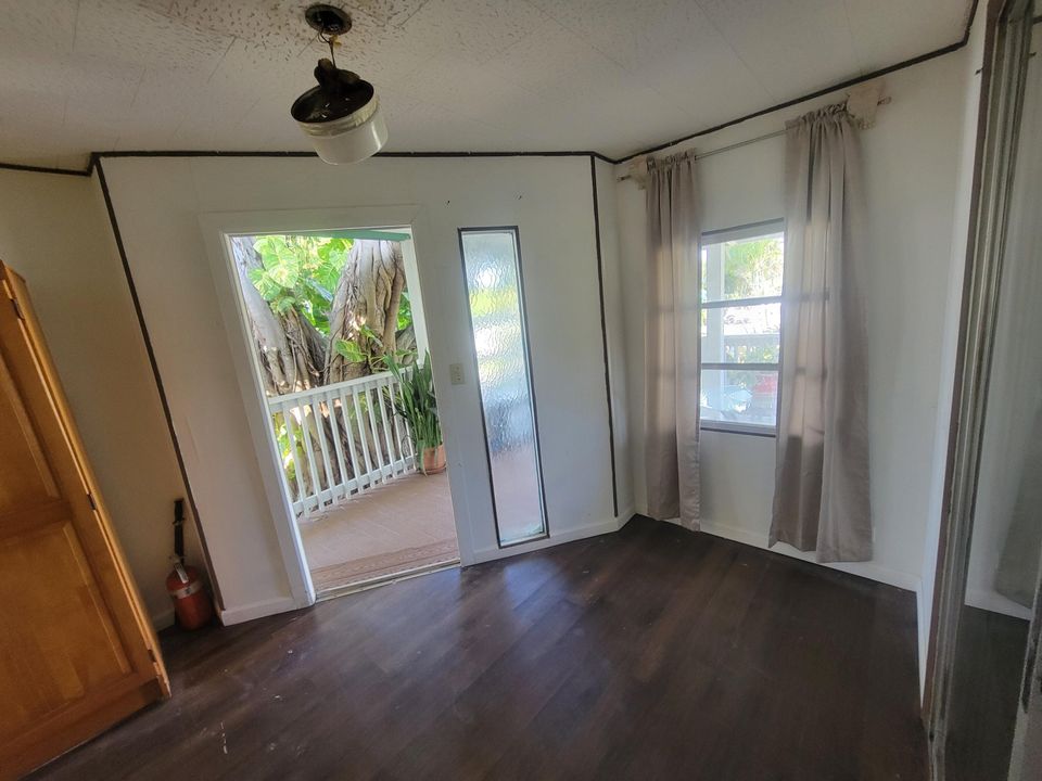 For Sale: $290,000 (2 beds, 2 baths, 1152 Square Feet)