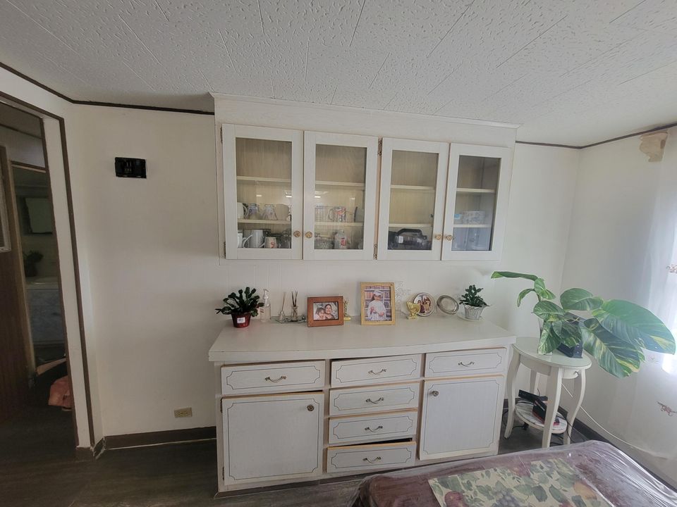 For Sale: $290,000 (2 beds, 2 baths, 1152 Square Feet)