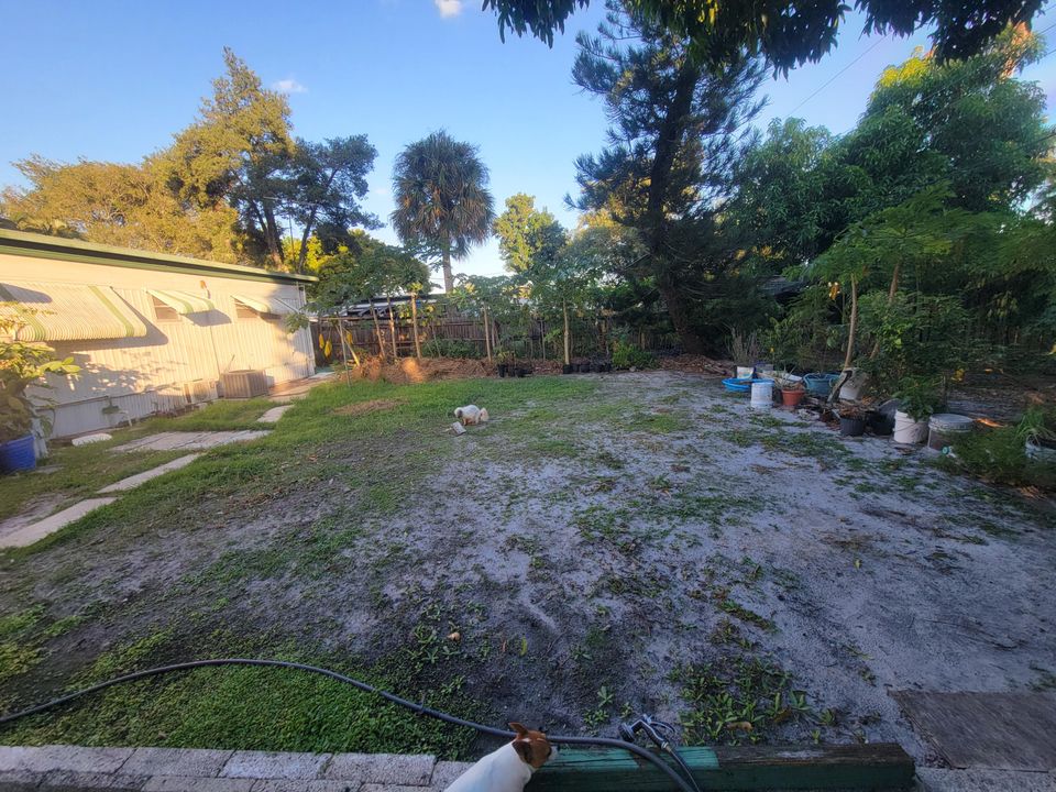 For Sale: $290,000 (2 beds, 2 baths, 1152 Square Feet)