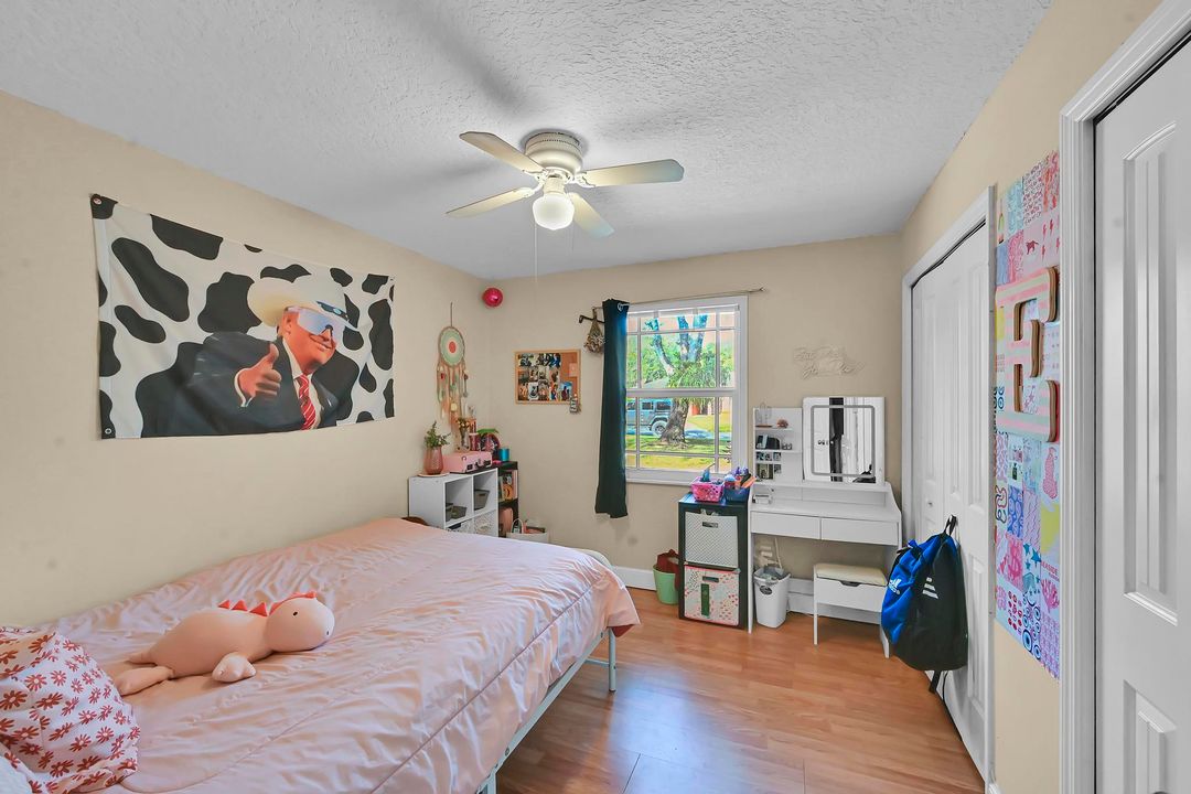 For Sale: $449,900 (3 beds, 3 baths, 2310 Square Feet)