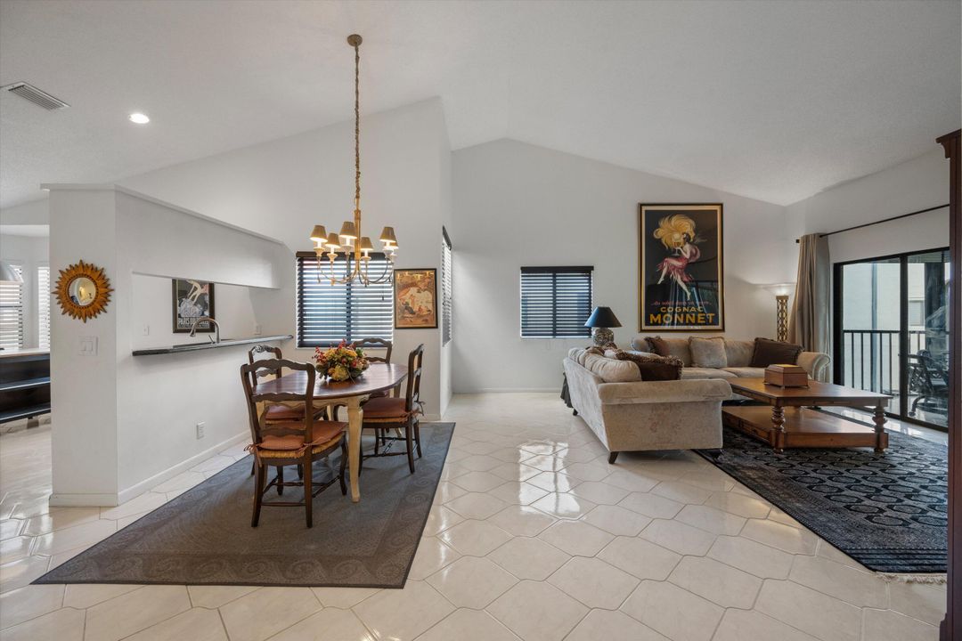 For Sale: $298,500 (3 beds, 2 baths, 1620 Square Feet)