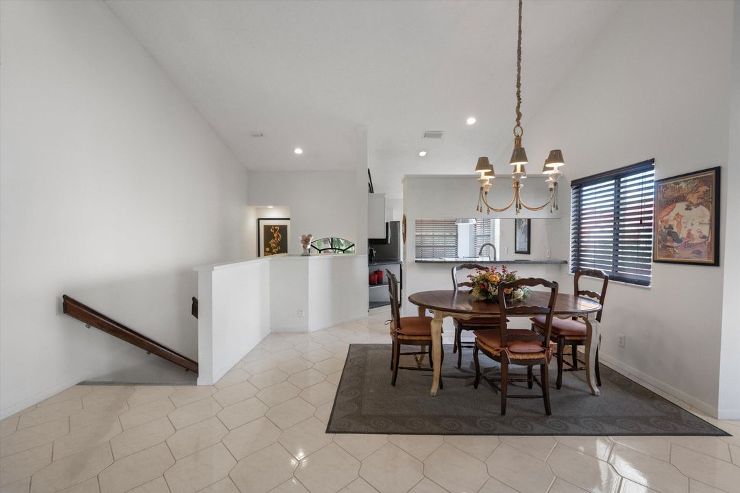 For Sale: $298,500 (3 beds, 2 baths, 1620 Square Feet)