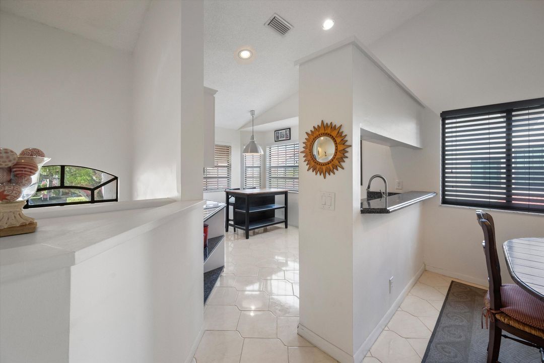 For Sale: $298,500 (3 beds, 2 baths, 1620 Square Feet)