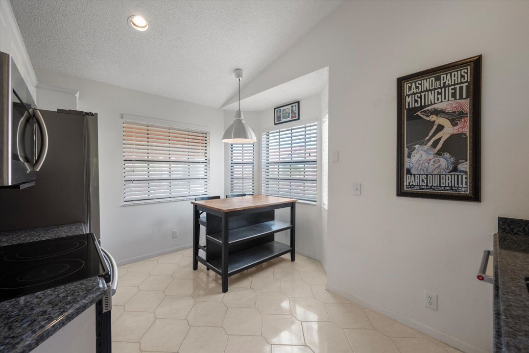 For Sale: $298,500 (3 beds, 2 baths, 1620 Square Feet)