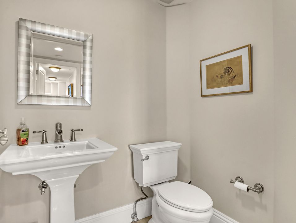 En Venta: $2,495,000 (2 camas, 2 baños, 2115 Pies cuadrados)