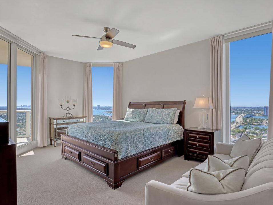 En Venta: $2,495,000 (2 camas, 2 baños, 2115 Pies cuadrados)