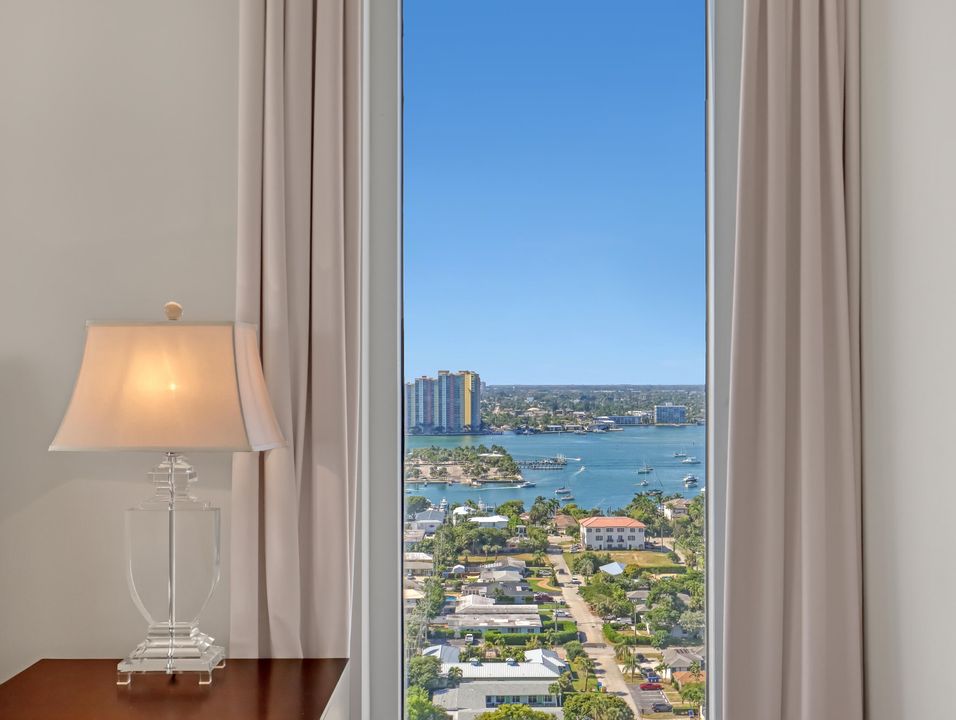 En Venta: $2,495,000 (2 camas, 2 baños, 2115 Pies cuadrados)